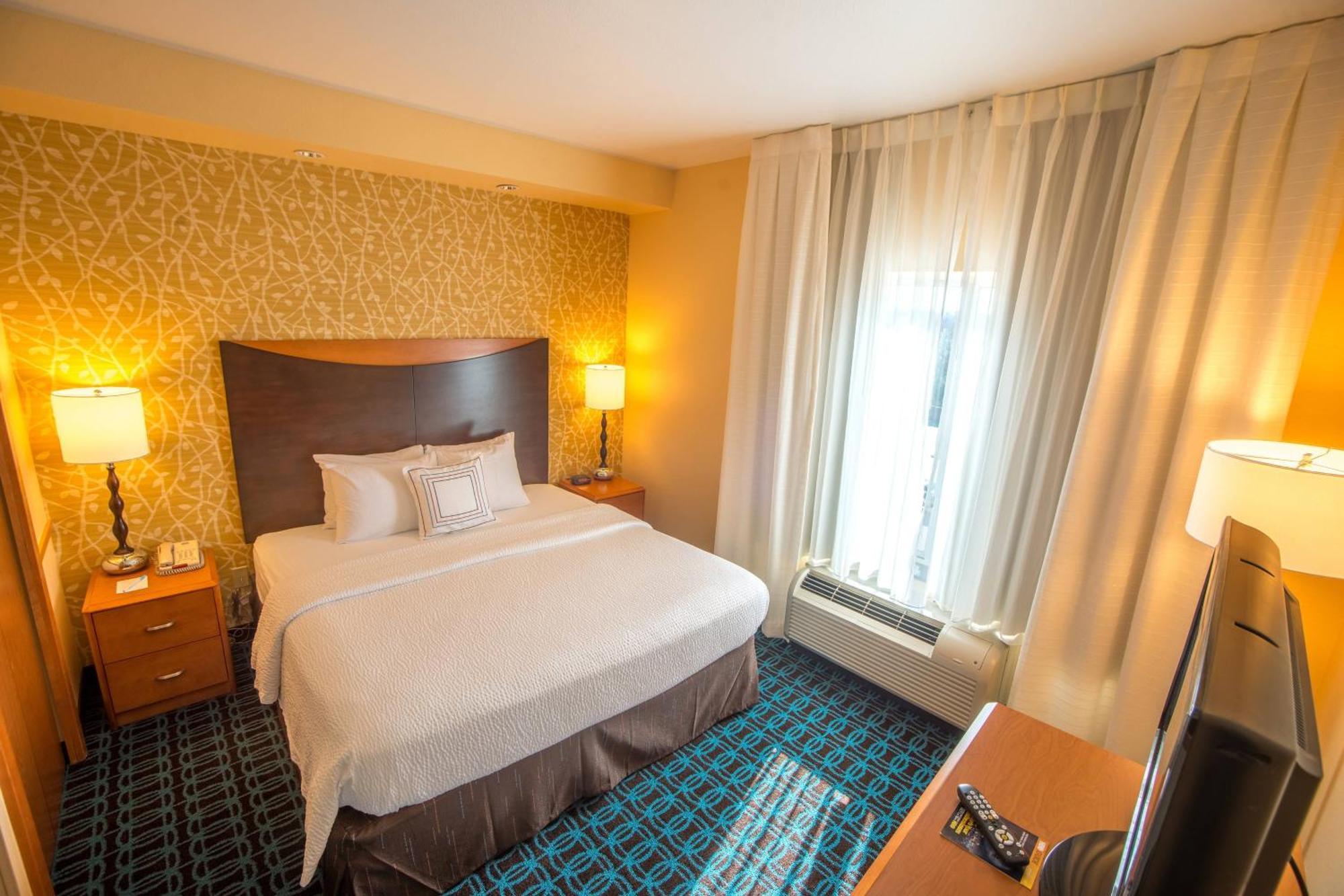 Fairfield Inn And Suites By Marriott Маскогі Екстер'єр фото
