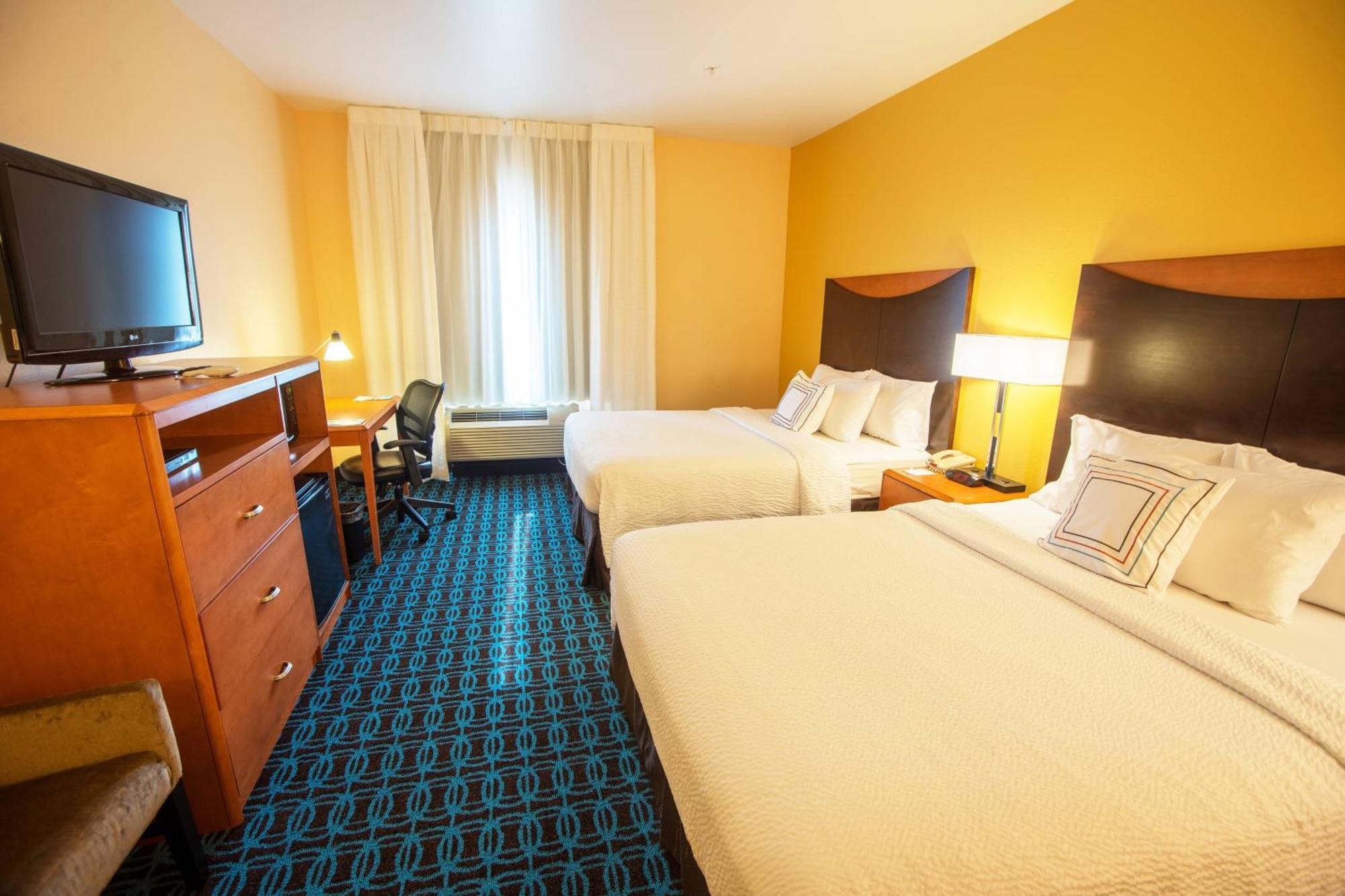 Fairfield Inn And Suites By Marriott Маскогі Екстер'єр фото